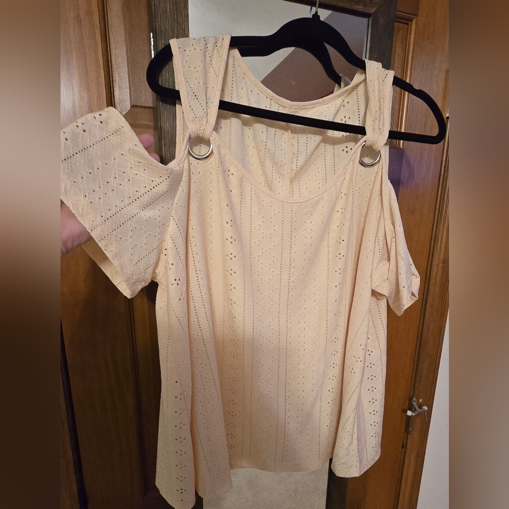 Never Worn Soft Yellow Blouse
